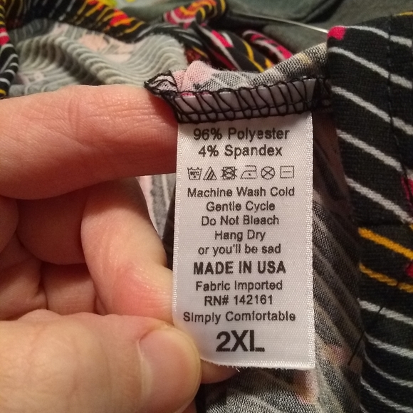 NWT LuLaRoe Randy baseball T, 2XL, floral wavy stripe - Picture 3 of 4